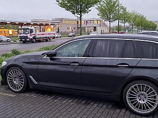 otopark-ağız ve sperm pissing