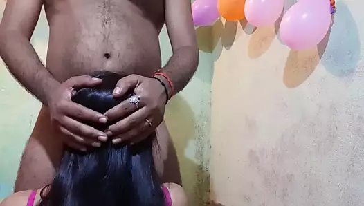 puja ne doğum günü par padosi se khub chudwai ghar per koi nah