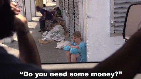 Ateşli Piliçler Sikiş Minübüsü Etraftayken Parasızlık Nedir Bilmez