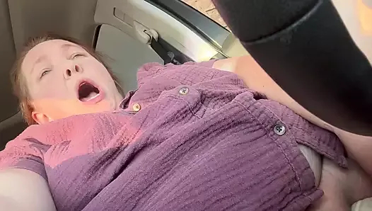 Durağa gelene kadar birkaç kez boşalmak için vakti var