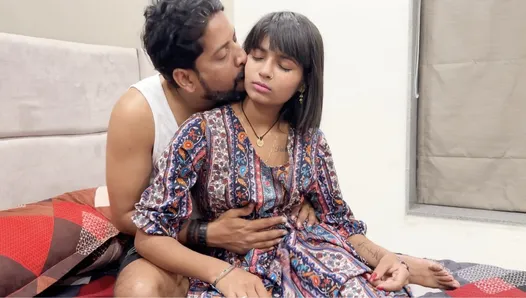 Hint köylüsü üvey kızının bekaretini bozuyor