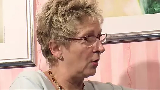 canlı rapor ve spermle doldur # 6 - Almanca konuşulur