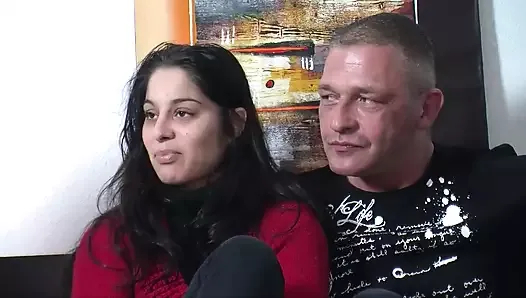 Simone'un ev ziyaretleri ve karısı amcık kiralama #15- konuşulan