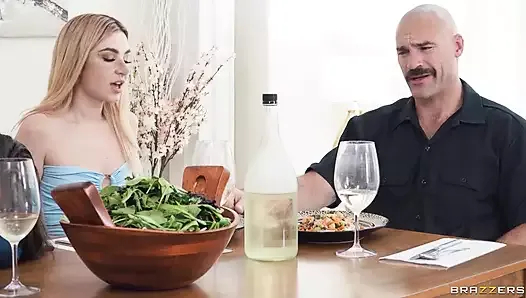 Zehirli Amcık Demi Şahinler Brazzers