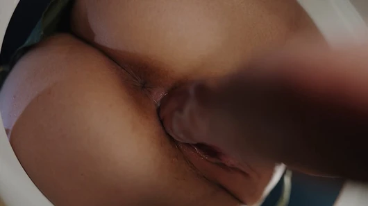 Leana Lovings Canavar Sikişti - Sevimli İnek Kız Tuvalette Amını Mahvediyor Hentai Anime Canavarı