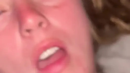 Onun orgazm olmasını izleyin