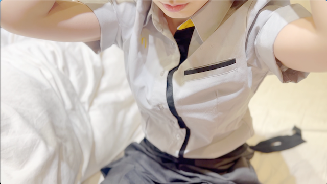 Genç McDonald's kasiyeriyle kremalı seks