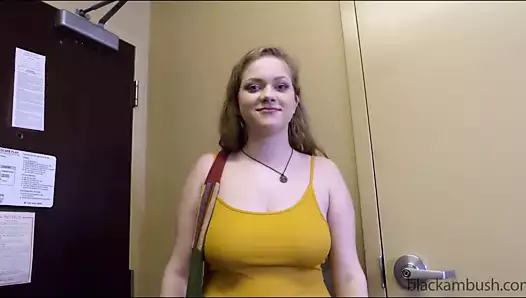 Sevgilisini Evde Bırakıp Zenciye Çaktırıyor