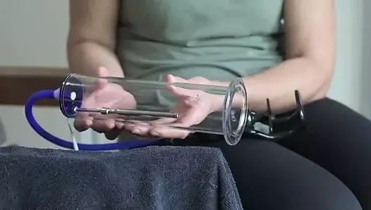 karısının yeni sağım makinesi kocasının spermini çıkarır