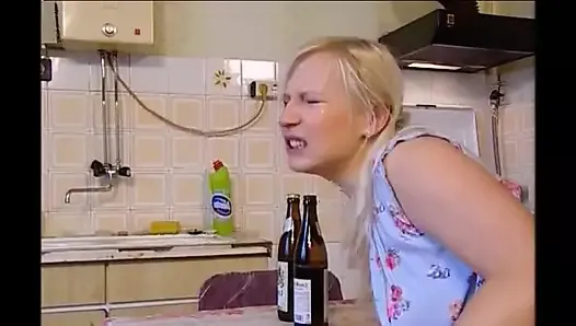 çok kaşar küçük kuzenimin amı her zaman ıslak ve ateşlitır