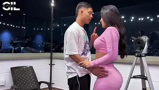 komşum bana yıldızları gösteriyor