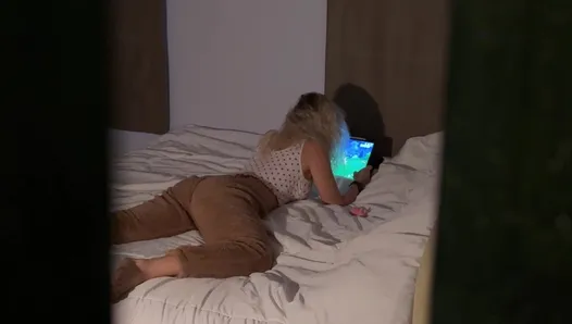 üvey kardeşe seks yok. ama bir uzlaşma var!