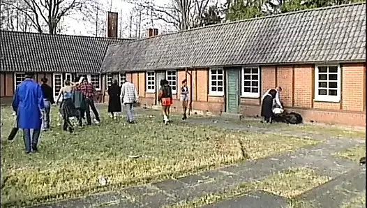 schwer erziehbare madchen (uzun metrajlı film)