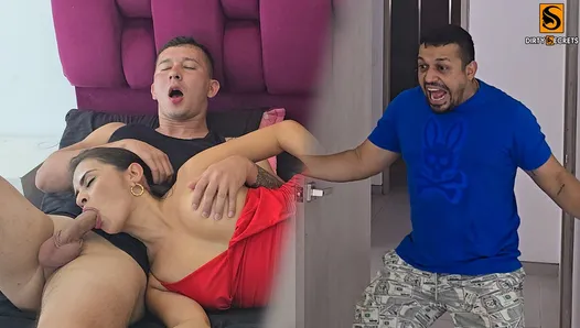 bir maç izlerken kocama sadakatsizim ve yakalanıyoruz