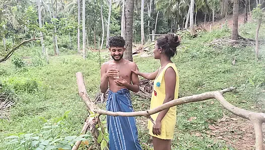 üvey kız kardeşim beni mastürbasyon yaparken yakaladı - bitirmeme yardım etmek istedi