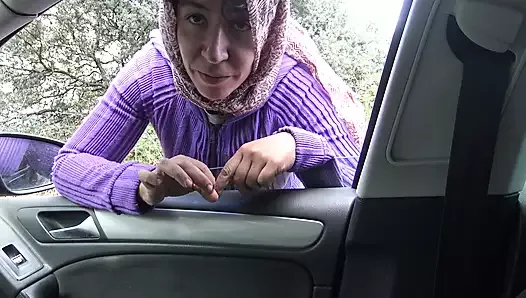 İstanbul'da Bir Türk fahişeyi arabama aldım