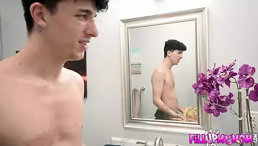 Konuşan Penisim Bana Üvey annemi Becermemi Söyledi