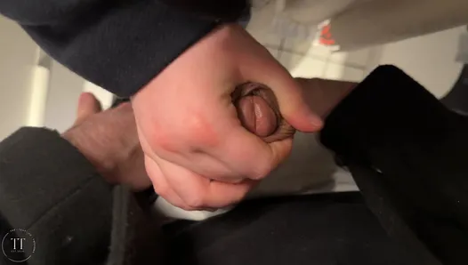 Tanınmış mobilya mağazasında riskli mastürbasyon - yakalandık mı?