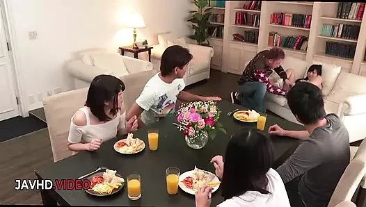 Yoğun Tutku Unleashed Olarak Asya Kızlar Endure Creampie Blissfully