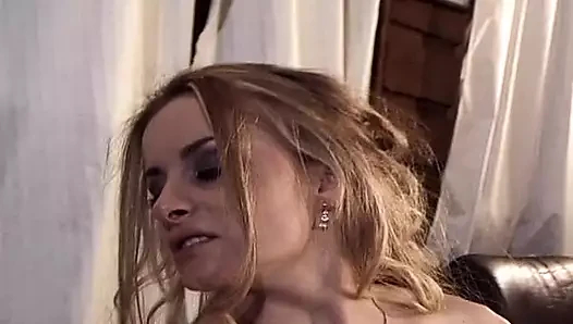 ateşli Fransız sluts içinde çorap Başlarken götten delinmiş içinde alem