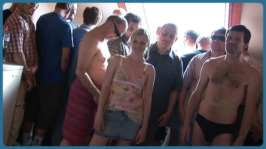 18 yaşındaki birini ergen artık dayanamadı