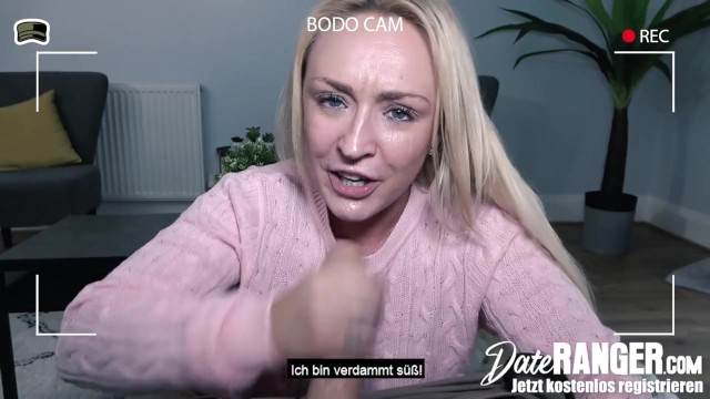 İki Sarışın Güzelle Çılgın İlişkiler