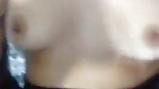 kim beni sikiyor bilmiyorum diyor